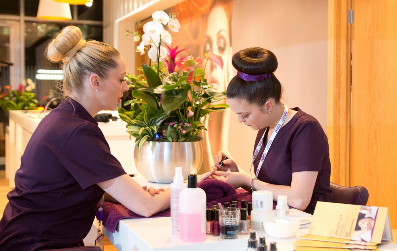 Beauty Therapy (Year 2 Direct Entry) HND ...