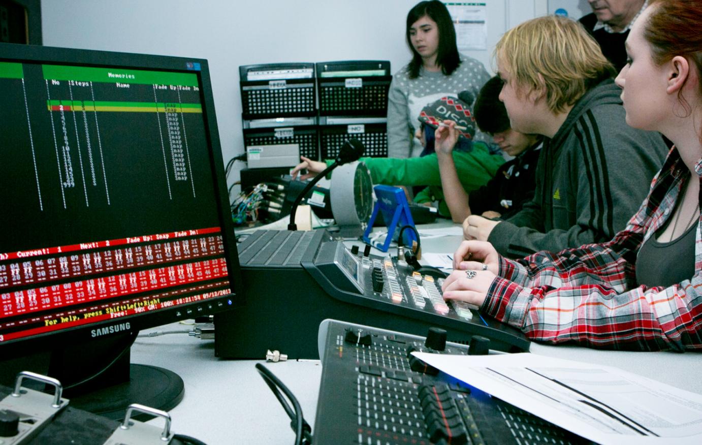Creative Industries: Television (Year 2 Direct Entry) HND ...
