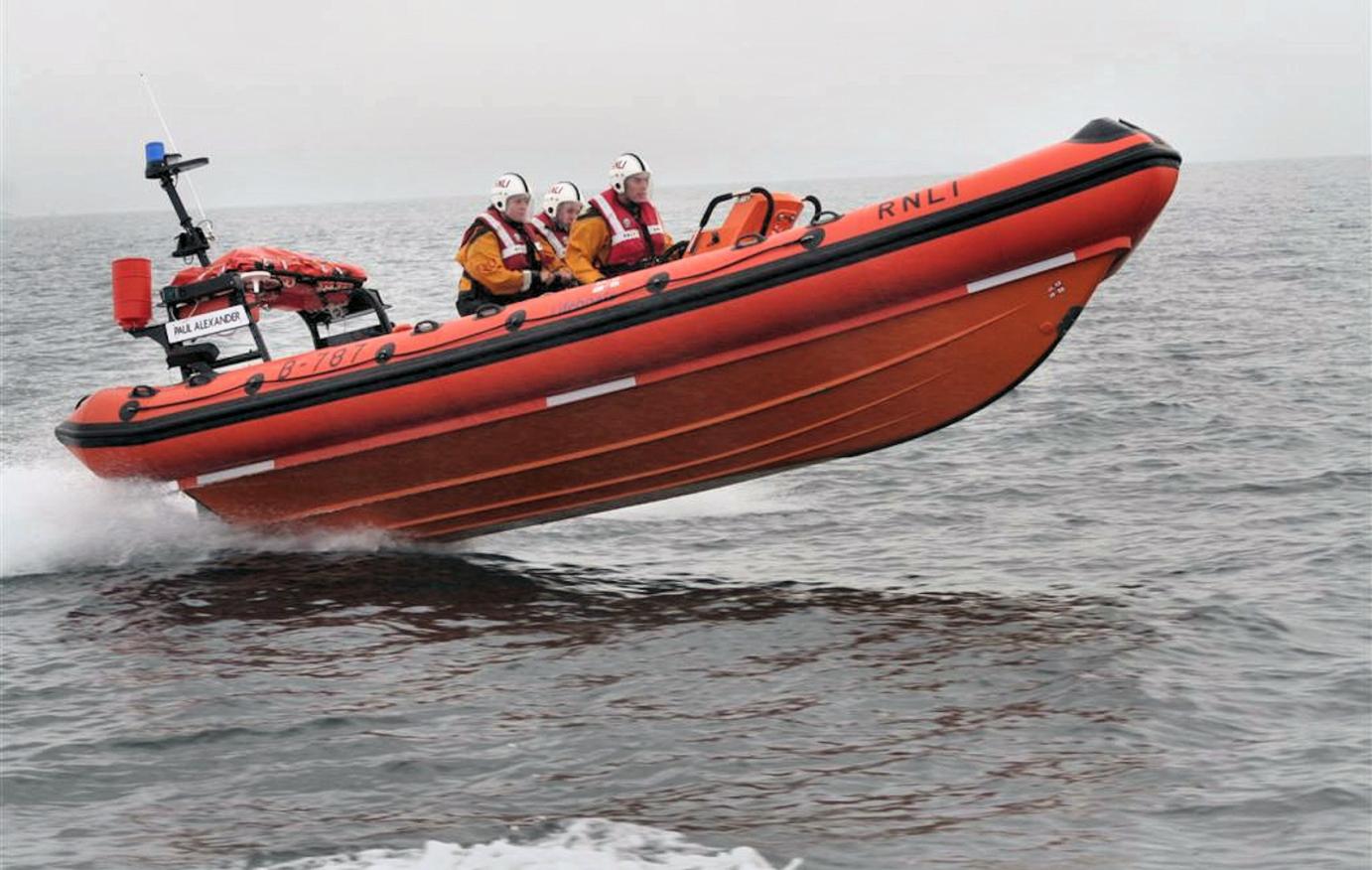 Proficiency in Fast Rescue Boats Update Training- 1 Day (Route 1 or Route 2) ...