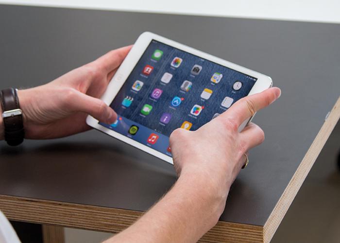 Connecting on Apple Devices