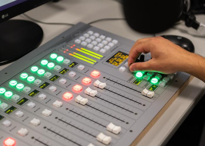 JIM HUNTER TO LEAD PROFESSIONAL SOUND OPERATIONS COURSE IN COLLABORATION WITH BBC STUDIO WORKS, QTV AND SCREEN SCOTLAND