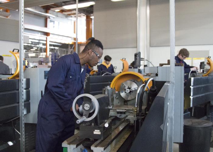 College partnerships secure engineering apprenticeships
