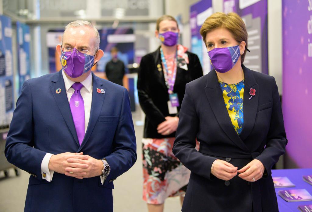 Principal and CEO, Paul Little with First Minister Nicola Sturgeon.