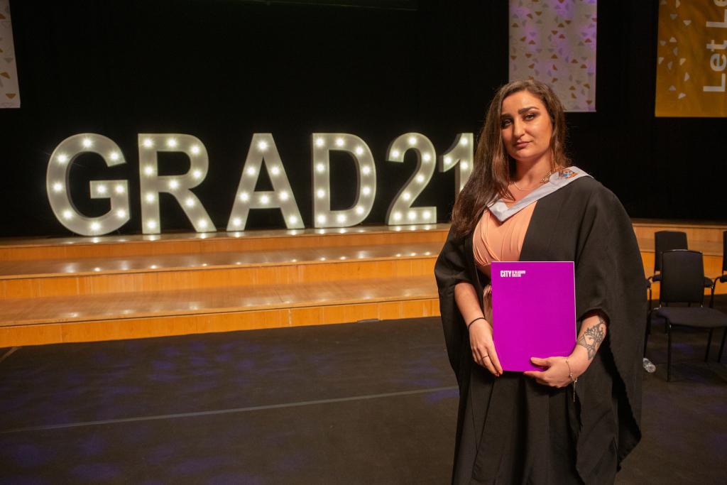 Violet Hejazi, winner Student of the Year, CDN Awards 2021
