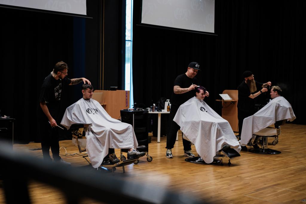 Pioneering and award winning barber.josh.o.p delivers training for
