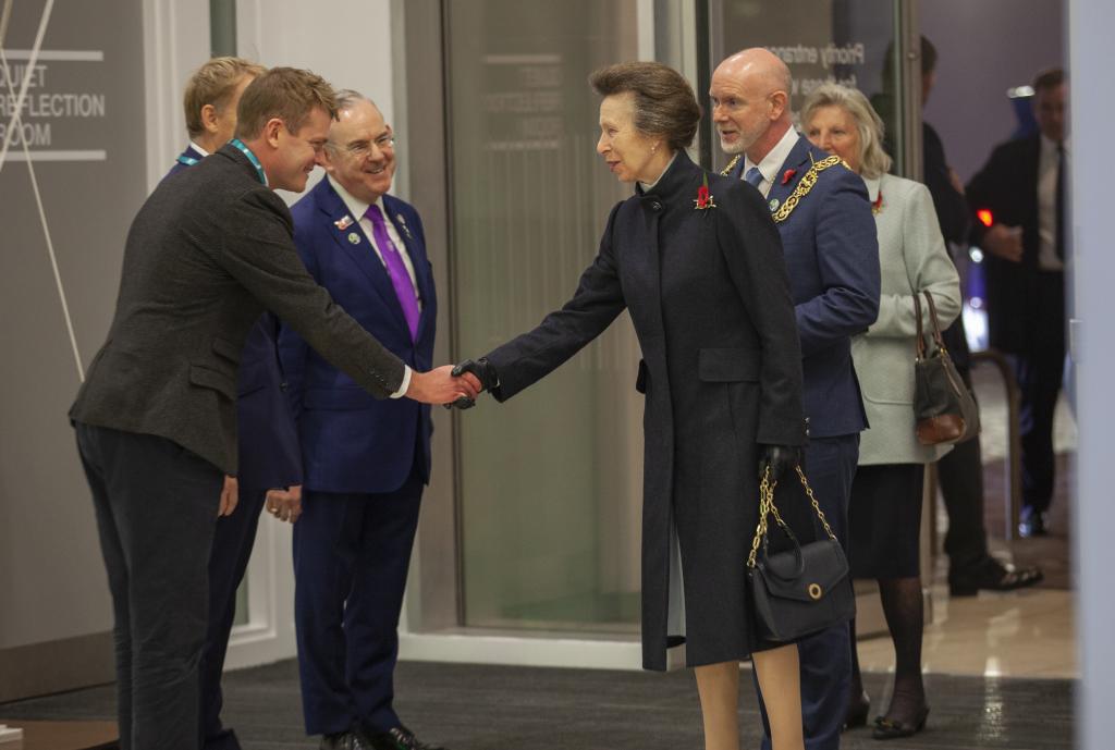 HRH Princess Royal meeting guests at International Maritime Hub