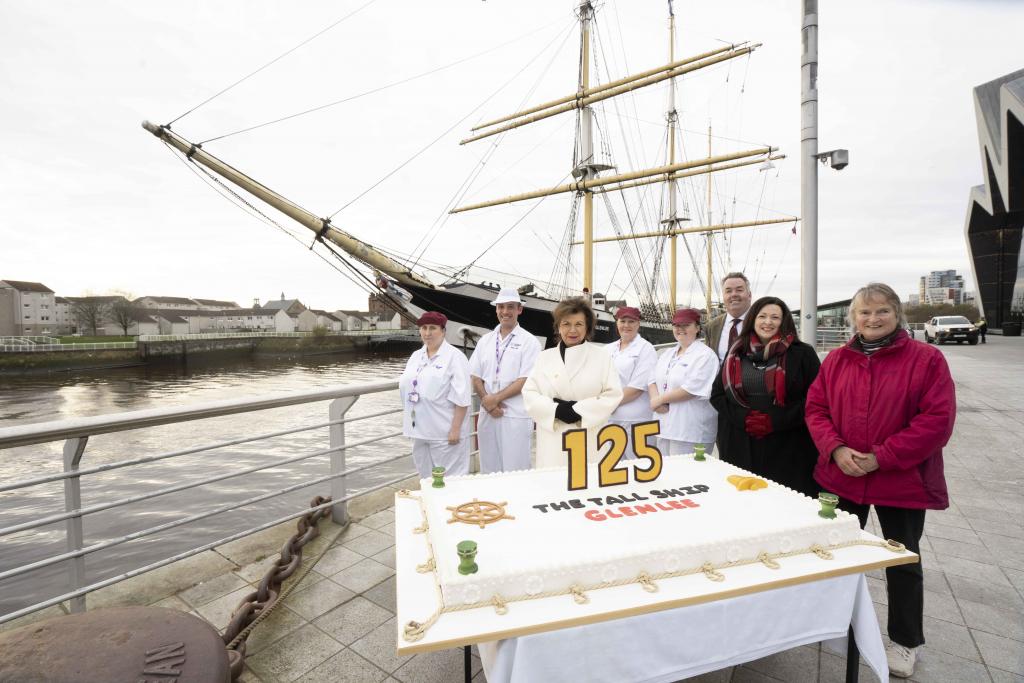 Tall Ship Glenlee Anniversary cake with bakery students and lecturer, Trustees and Elaine C. Smith