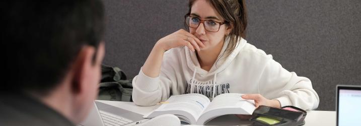 Students in the City of Glasgow College library studying